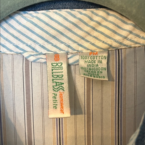 Women’s vintage Denim Button-Up Shirt 100% cotton - Picture 2 of 2